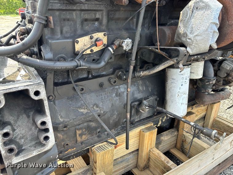 image for item DZ4543 Cummins N14 engine