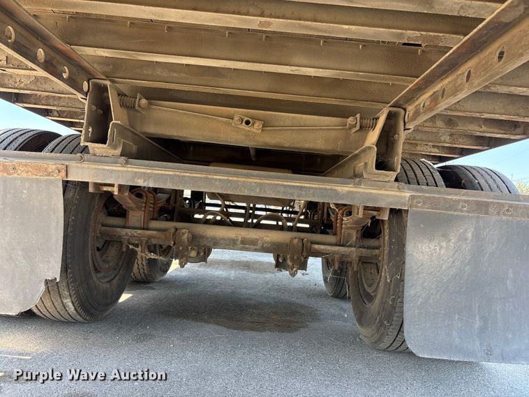 image for item EA0010 1995 Trailmobile dry van trailer