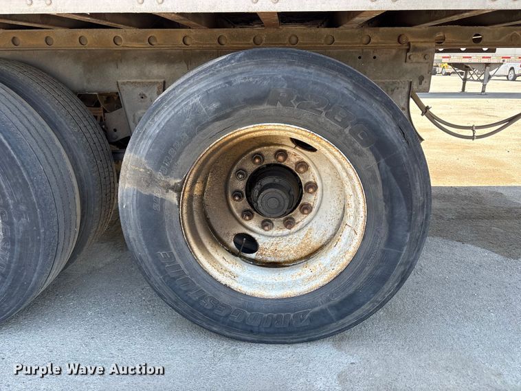 image for item EA0010 1995 Trailmobile dry van trailer