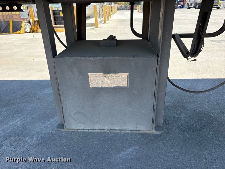 image for item EA0011 1996 Trailmobile dry van trailer