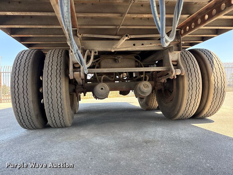 image for item EA0011 1996 Trailmobile dry van trailer