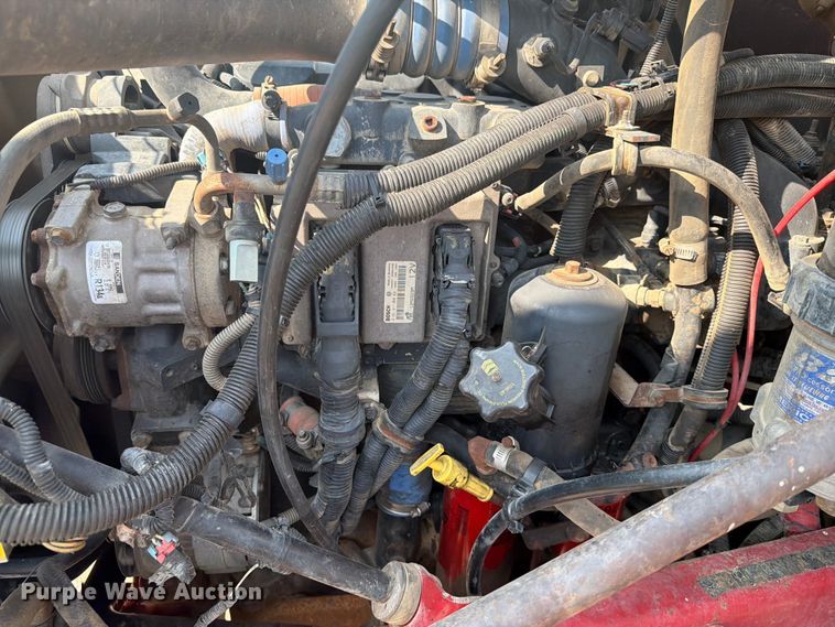 image for item EA0382 2005 Mack Vision CXN613 semi truck