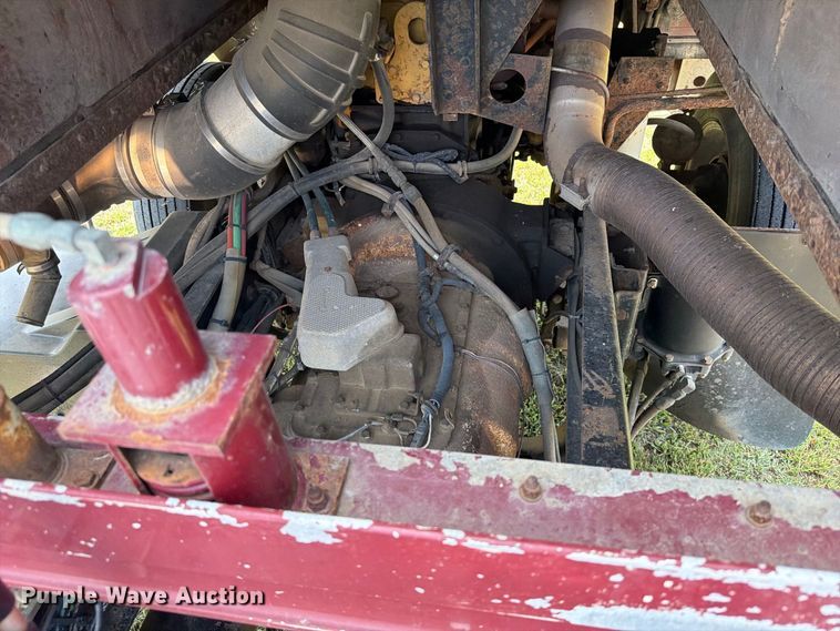image for item EA0431 1990 Kenworth K 100E semi truck