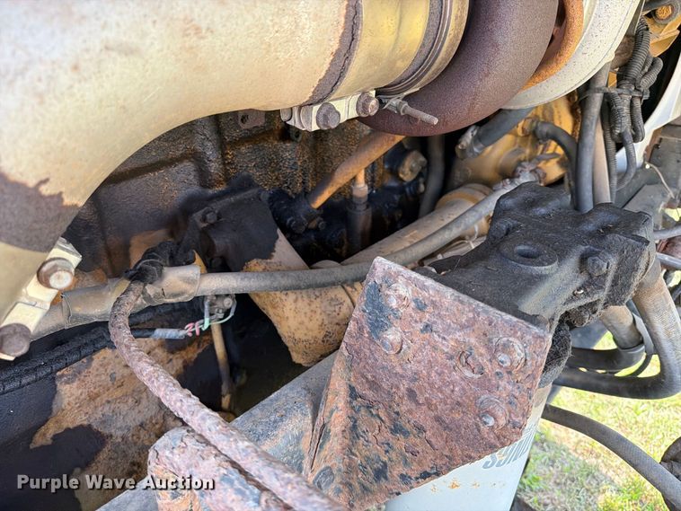 image for item EA0431 1990 Kenworth K 100E semi truck