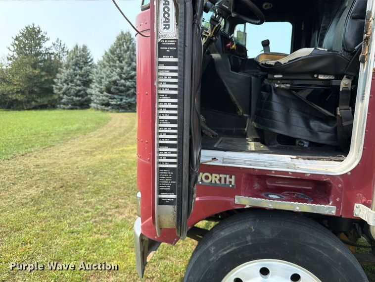 image for item EA0431 1990 Kenworth K 100E semi truck