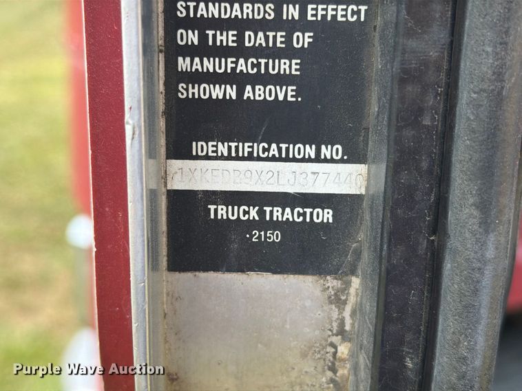 image for item EA0431 1990 Kenworth K 100E semi truck
