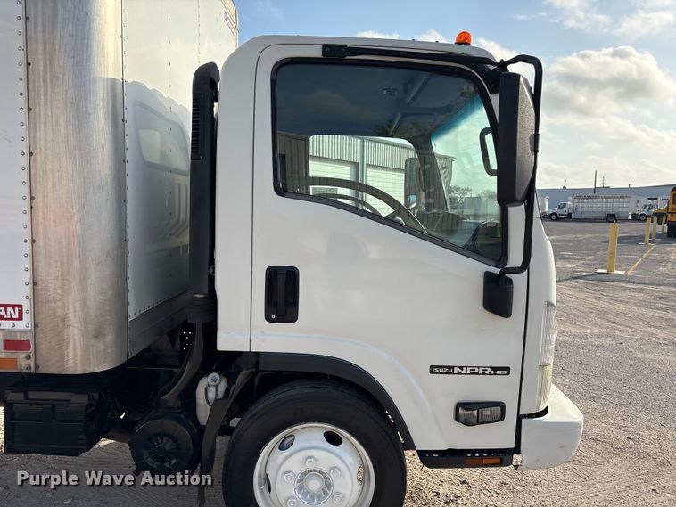 image for item EA7224 2019 Isuzu NPR box truck