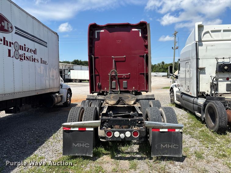 image for item EF1311 2015 Kenworth T680 seed tender trailer
