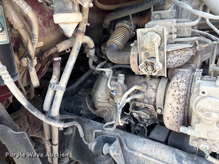 image for item EF1311 2015 Kenworth T680 seed tender trailer