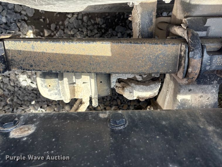 image for item EF1311 2015 Kenworth T680 seed tender trailer