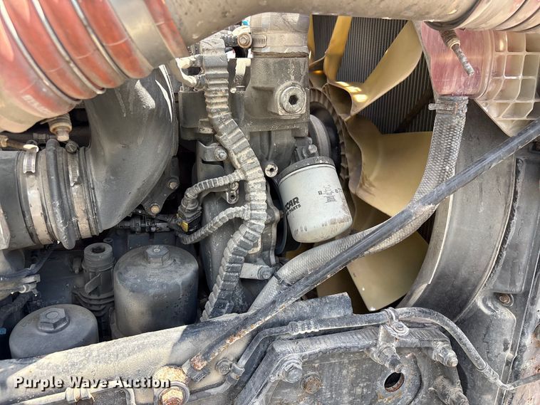 image for item EF1312 2016 Kenworth T680 semi truck
