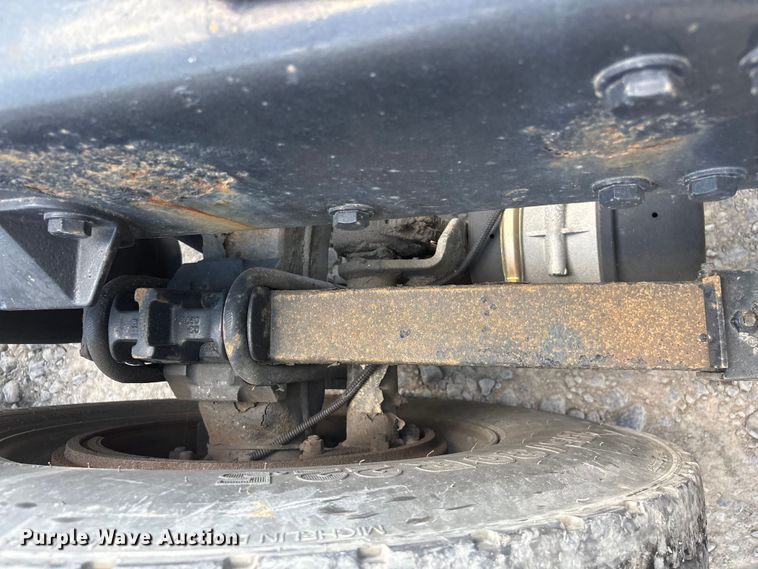 image for item EF1312 2016 Kenworth T680 semi truck