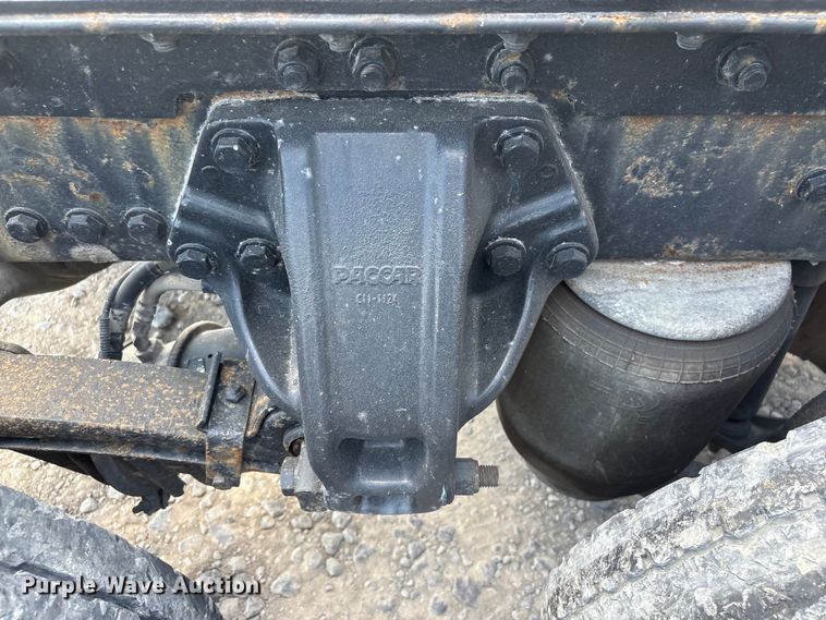 image for item EF1312 2016 Kenworth T680 semi truck