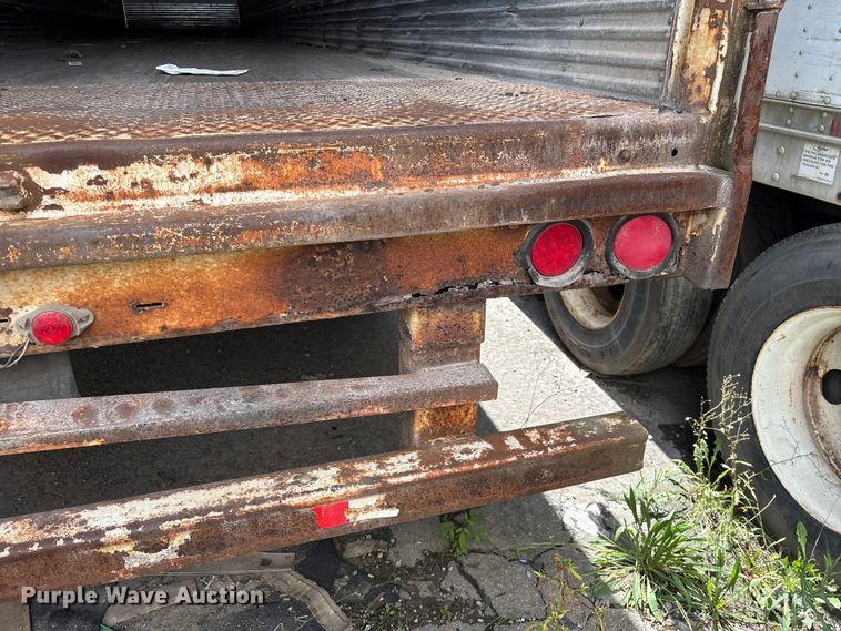 image for item EF1313 2000 Dorsey Trailers dry van trailer