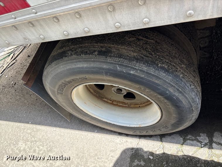 image for item EF1313 2000 Dorsey Trailers dry van trailer