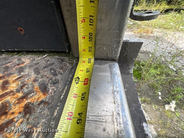 image for item EF1314 1999 Utility Trailer Manufacturer dry van trailer