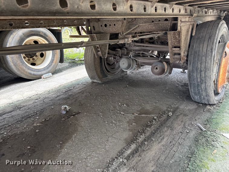 image for item EF1314 1999 Utility Trailer Manufacturer dry van trailer