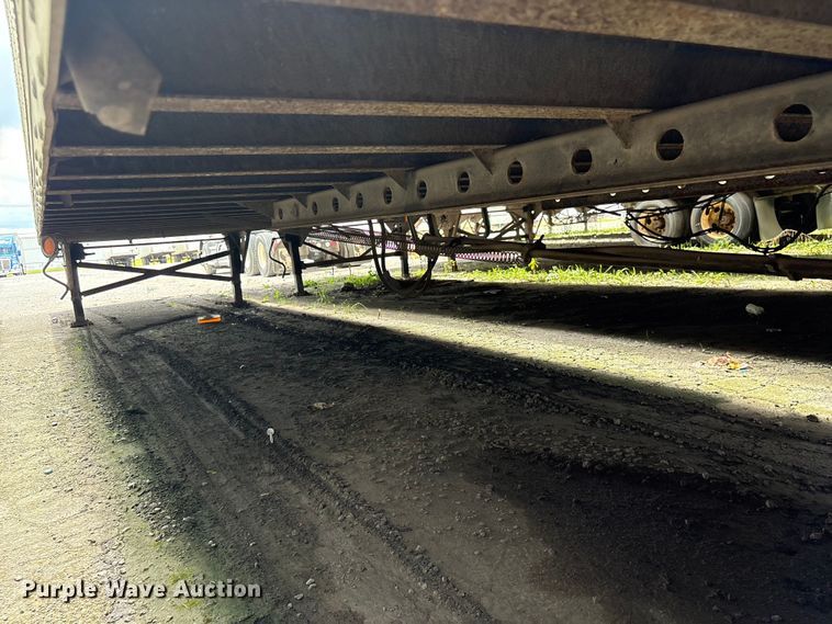 image for item EF1314 1999 Utility Trailer Manufacturer dry van trailer