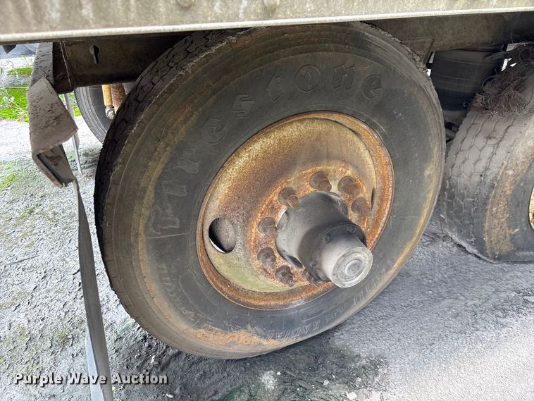 image for item EF1314 1999 Utility Trailer Manufacturer dry van trailer