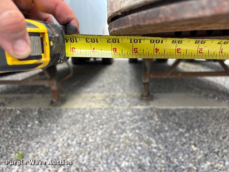 image for item EF1318 1999 Trailer Mobile dry van trailer