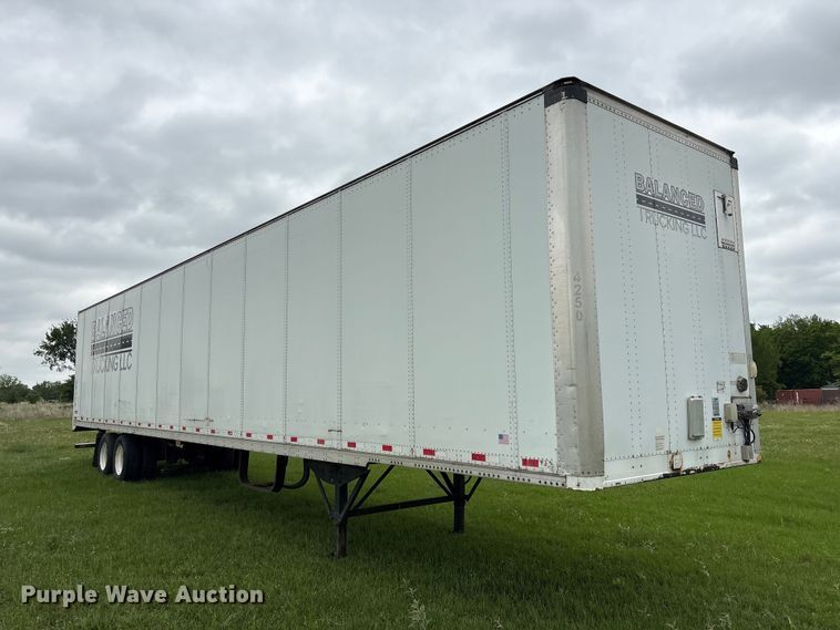 image for item EG9019 2013 Stoughton ZGPVW-535T-S-C-AR dry van trailer