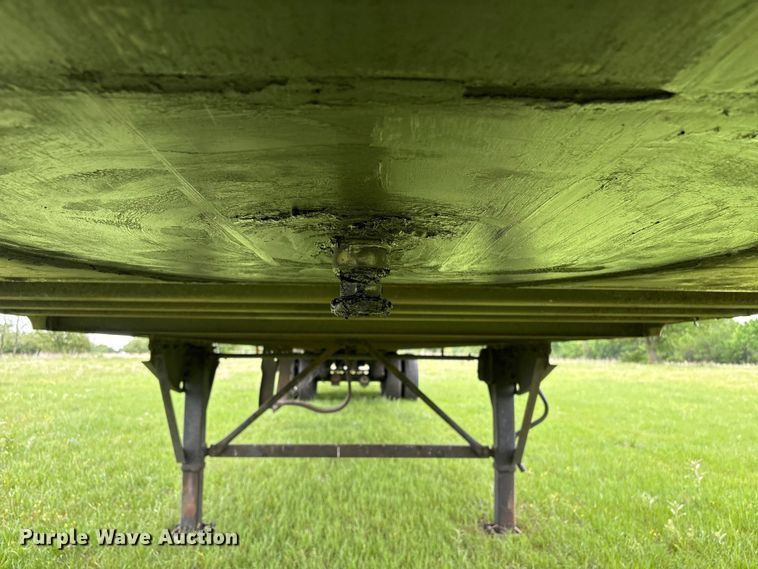 image for item EG9019 2013 Stoughton ZGPVW-535T-S-C-AR dry van trailer