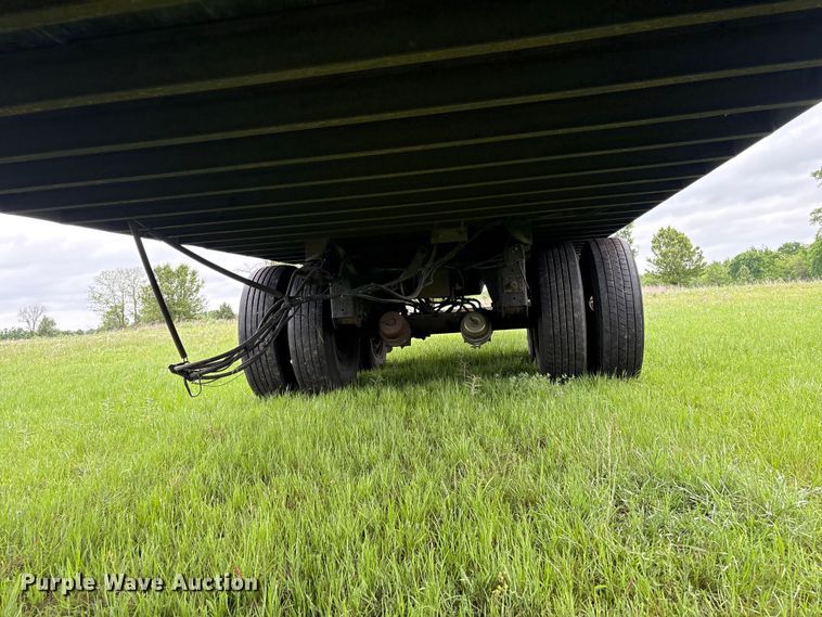 image for item EG9019 2013 Stoughton ZGPVW-535T-S-C-AR dry van trailer