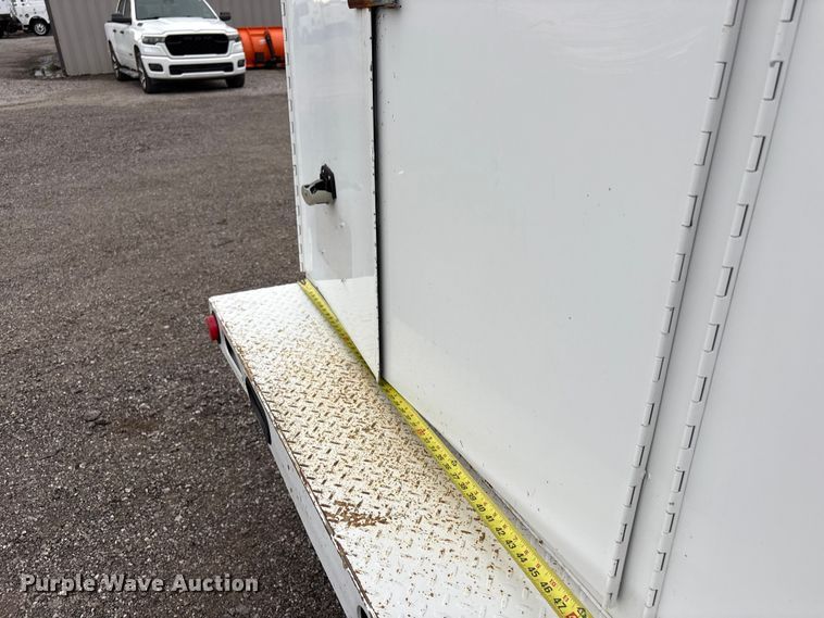 image for item EG9204 2015 Ford F650 Super Duty Ext. Cab flatbed truck