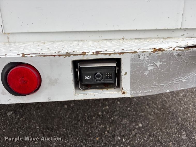 image for item EG9204 2015 Ford F650 Super Duty Ext. Cab flatbed truck