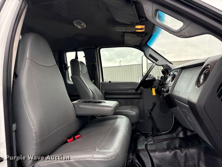 image for item EG9204 2015 Ford F650 Super Duty Ext. Cab flatbed truck