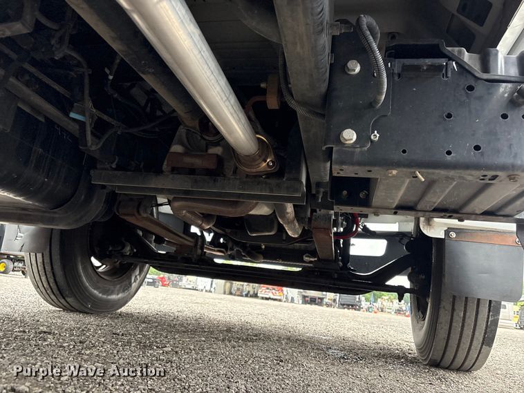image for item EG9204 2015 Ford F650 Super Duty Ext. Cab flatbed truck