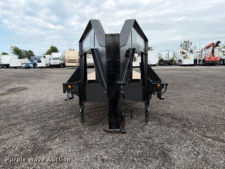 image for item EG9219 2007 PJ Trailers equipment trailer