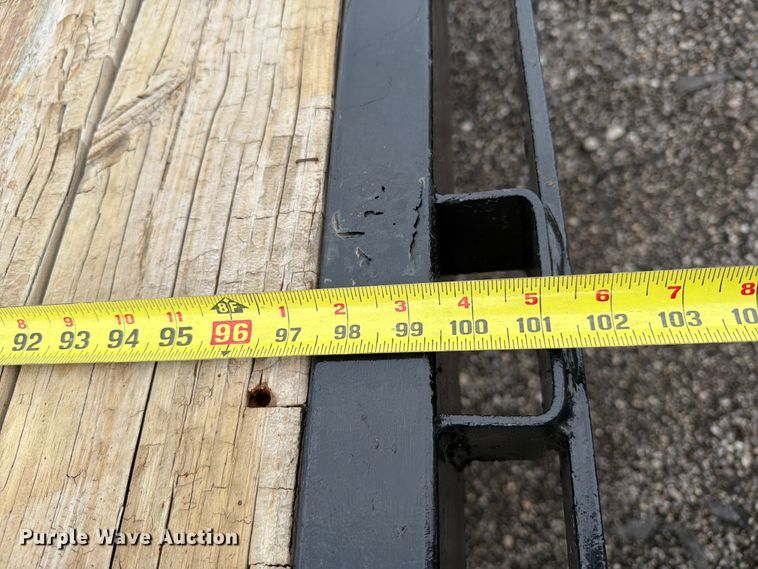 image for item EG9219 2007 PJ Trailers equipment trailer