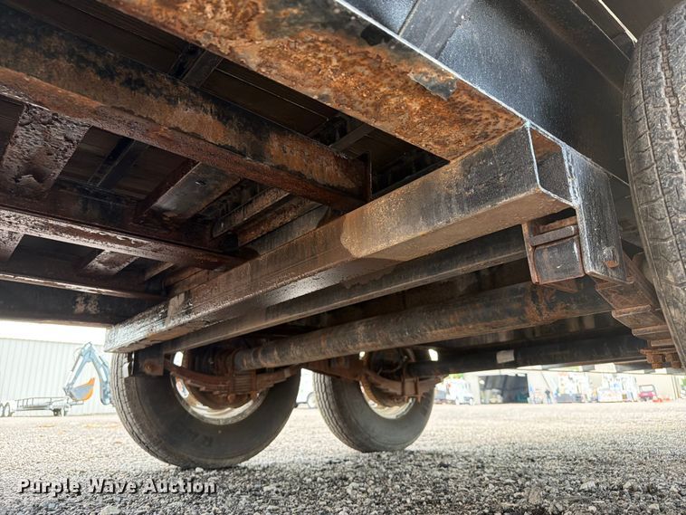 image for item EG9219 2007 PJ Trailers equipment trailer
