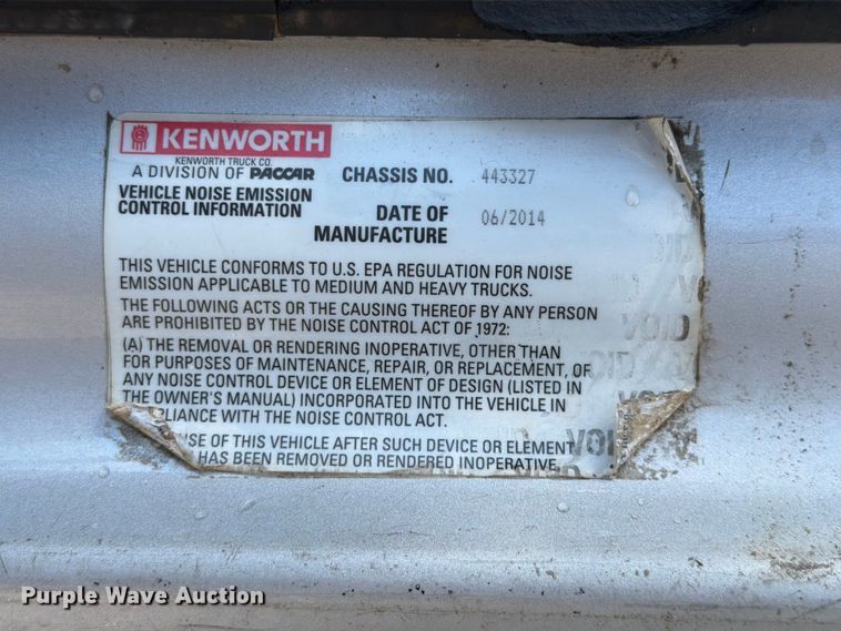 image for item EG9311 2015 Kenworth T680 semi truck