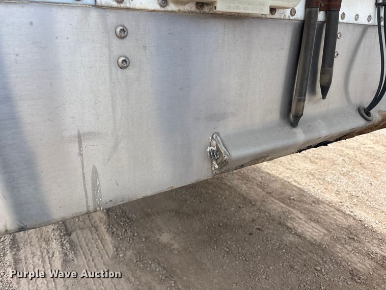 image for item EL2579 2004 Wabash RFGRHSA refrigerated van trailer