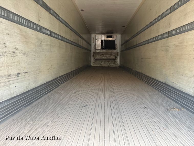 image for item EL2579 2004 Wabash RFGRHSA refrigerated van trailer