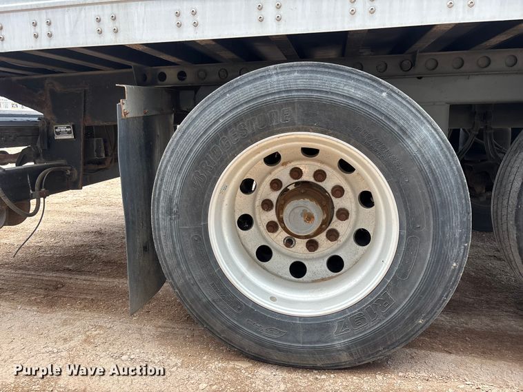 image for item EL2579 2004 Wabash RFGRHSA refrigerated van trailer