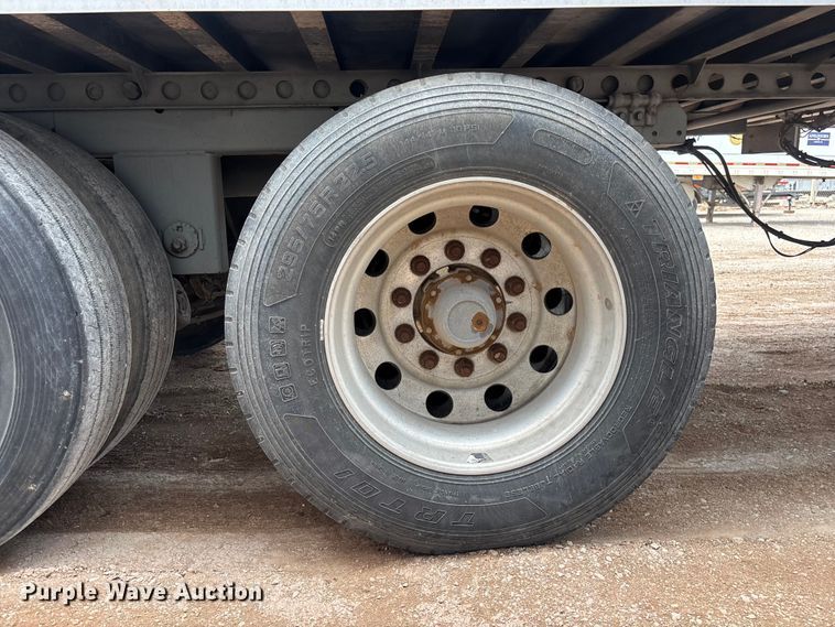image for item EL2579 2004 Wabash RFGRHSA refrigerated van trailer