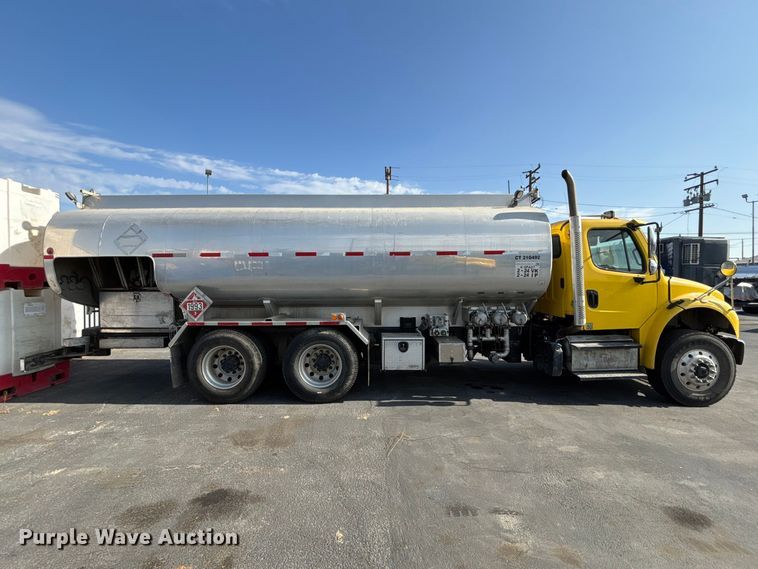 image for item EL2584 2014 Freightliner Business Class M2 fuel truck