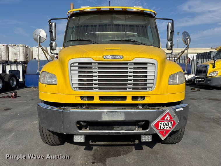 image for item EL2584 2014 Freightliner Business Class M2 fuel truck
