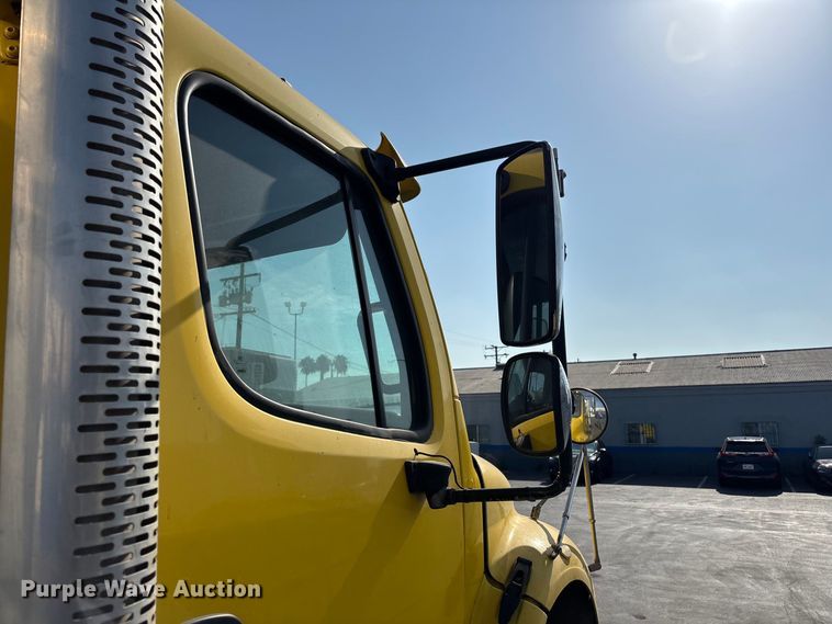 image for item EL2584 2014 Freightliner Business Class M2 fuel truck