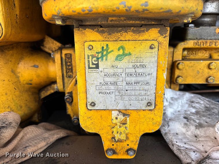 image for item EL2584 2014 Freightliner Business Class M2 fuel truck