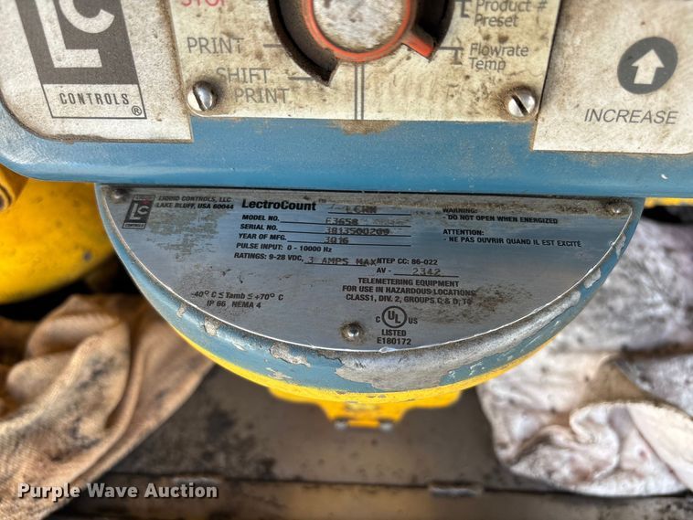 image for item EL2584 2014 Freightliner Business Class M2 fuel truck