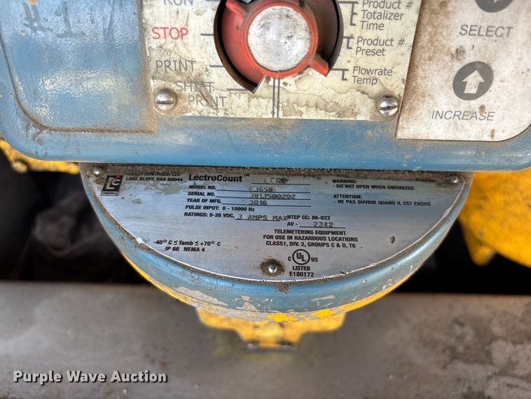 image for item EL2584 2014 Freightliner Business Class M2 fuel truck