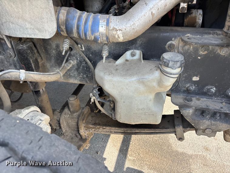 image for item EL2584 2014 Freightliner Business Class M2 fuel truck