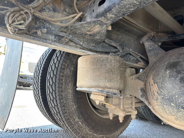image for item EL2584 2014 Freightliner Business Class M2 fuel truck