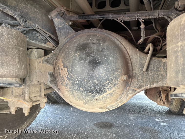 image for item EL2584 2014 Freightliner Business Class M2 fuel truck