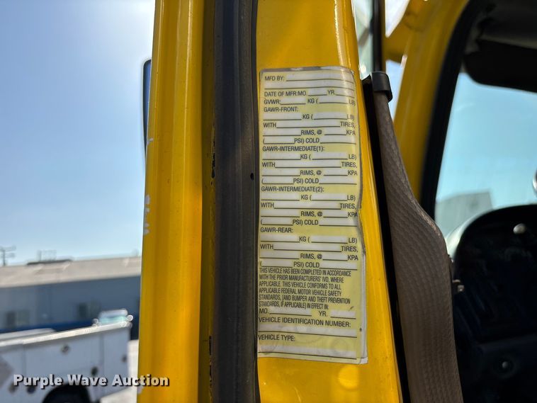image for item EL2584 2014 Freightliner Business Class M2 fuel truck