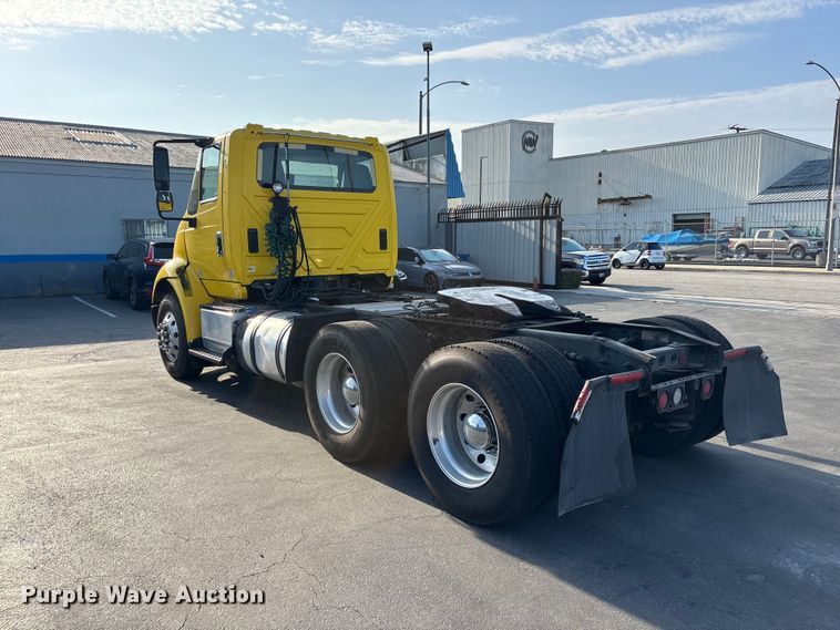 image for item EL2585 2016 International 8600 semi truck